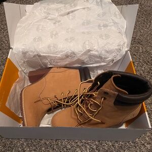 Women’s Tillston  6 inch boot wheat nubuck